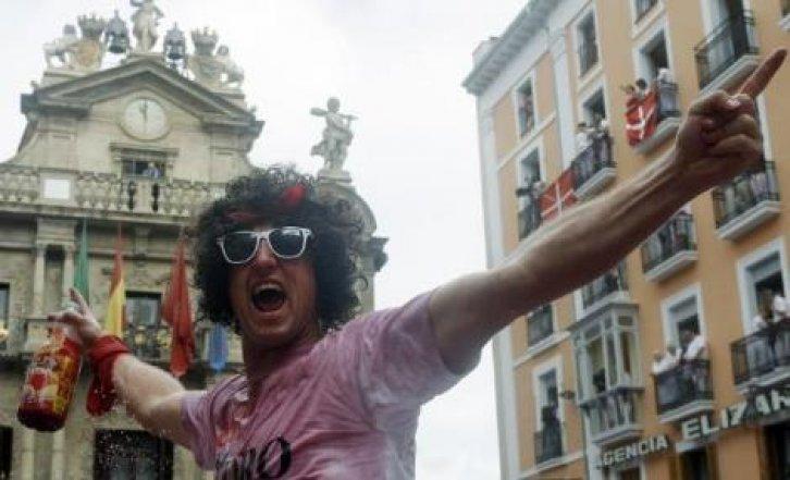 İspanya'da San Fermin Festivali Çılgın Görüntüler - Resim 156