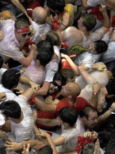 İspanya'da San Fermin Festivali Çılgın Görüntüler - Resim 36