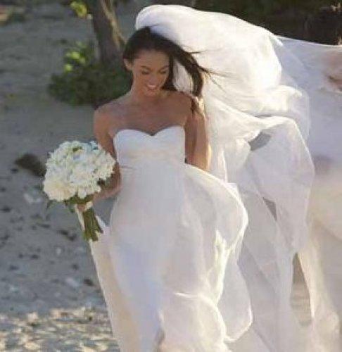 Megan Fox'un nikahından ilk görüntüler - Resim 1