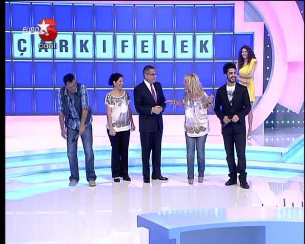 Saba Tümer Çarkıfelek'te 4 kadınla pişti oldu - Resim 38