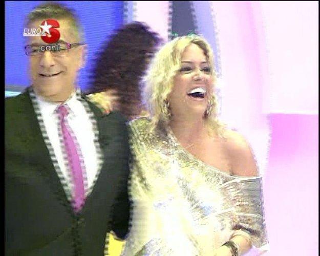 Saba Tümer Çarkıfelek'te 4 kadınla pişti oldu - Resim 9