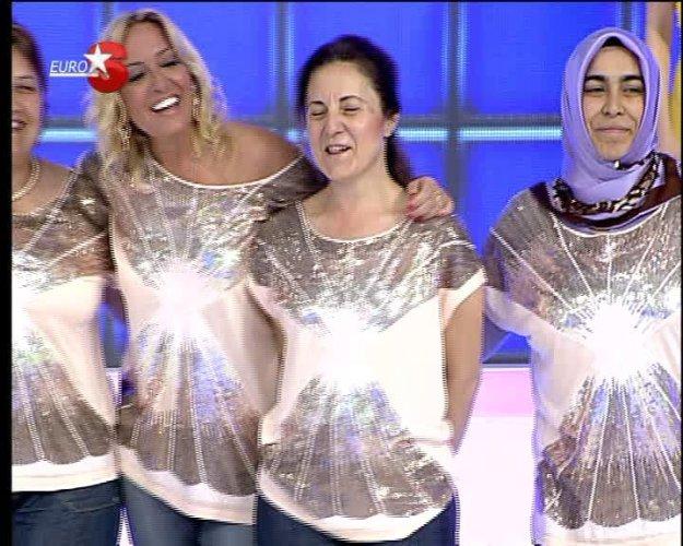 Saba Tümer Çarkıfelek'te 4 kadınla pişti oldu - Resim 44