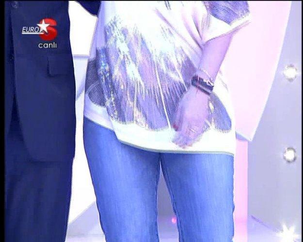 Saba Tümer Çarkıfelek'te 4 kadınla pişti oldu - Resim 8