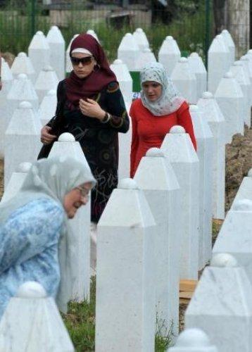İnsanlık için utanç kaynağı - Resim 47