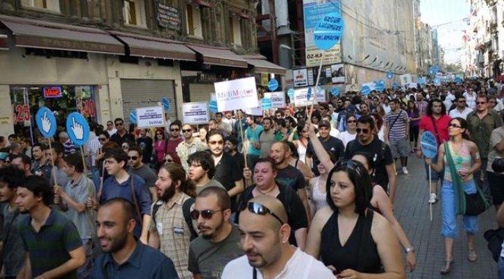 Sansüre karşı adım adım