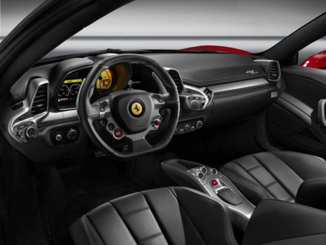 Ferrari 458  - Resim 13