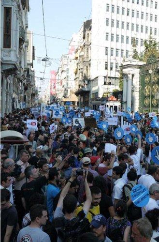 Sansüre karşı adım adım