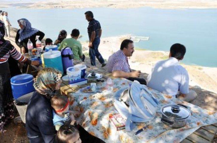 Adıyaman’da ‘Fırat Beach’ keyfi