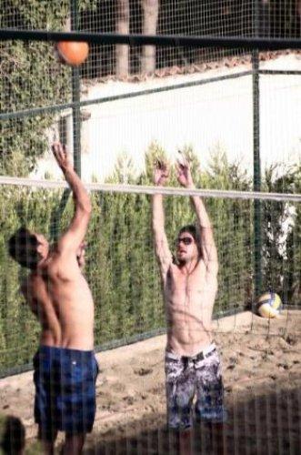 Kenan İmirzalıoğlu'nun çeşme tatili