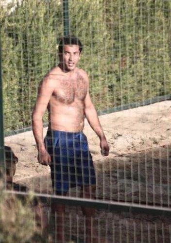 Kenan İmirzalıoğlu'nun çeşme tatili