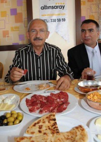Kılıçdaroğlu'nun beğendiği pankart - Resim 2