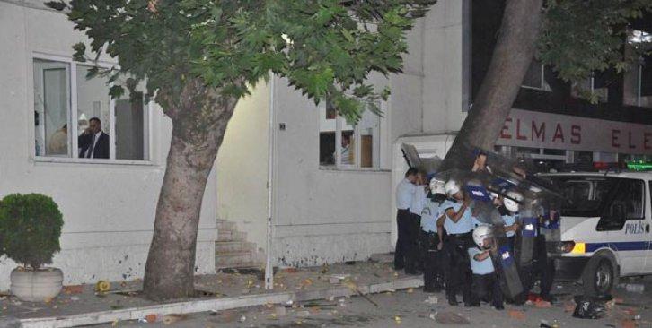 İnegöl'de gergin gece - Resim 1