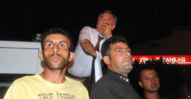 Dörtyolda bayraksız işyerlerine saldırdılar - Resim 12