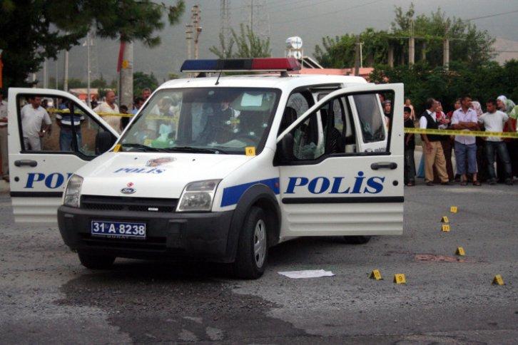 Dörtyolda bayraksız işyerlerine saldırdılar - Resim 5