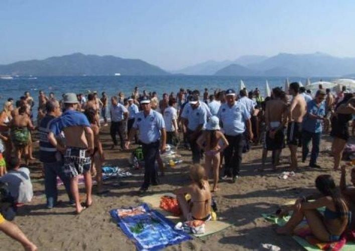 Marmaris'te halk plajında kadınlar kavga etti - Resim 6