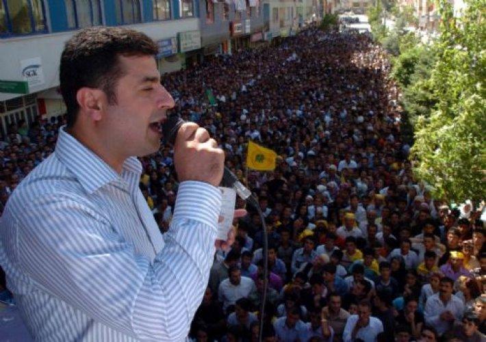 Hakkari'de ortalık karıştı  - Resim 11