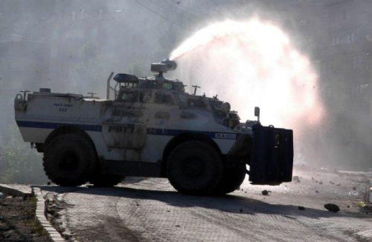 Hakkari'de ortalık karıştı  - Resim 4