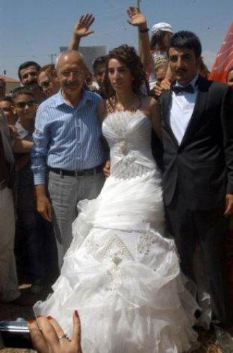 Miting meydanlarında yeni moda  - Resim 2