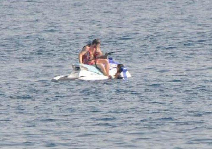 Kıvanç Tatlıtuğ'un  Jet-Sky keyfi  - Resim 2