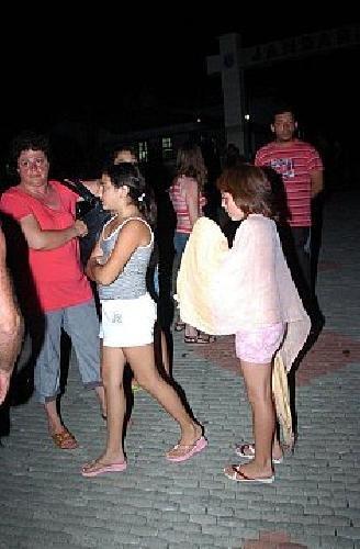 Sağlıkçıların mavi turu kabusa döndü - Resim 6