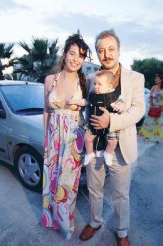 ESRA RONABAR VE OĞLU  - Resim 6