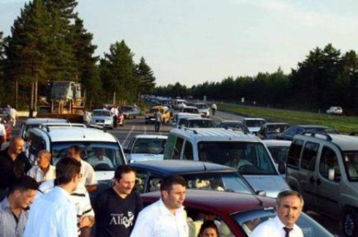 AKP'den istifa edince böyle karşılandı  - Resim 17
