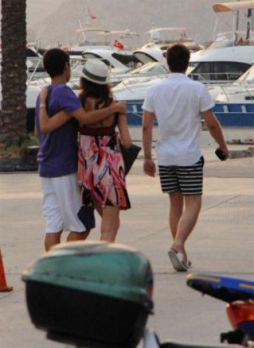 Kıvanç Tatlıtuğ ve İdil Fırat tekrar birarada