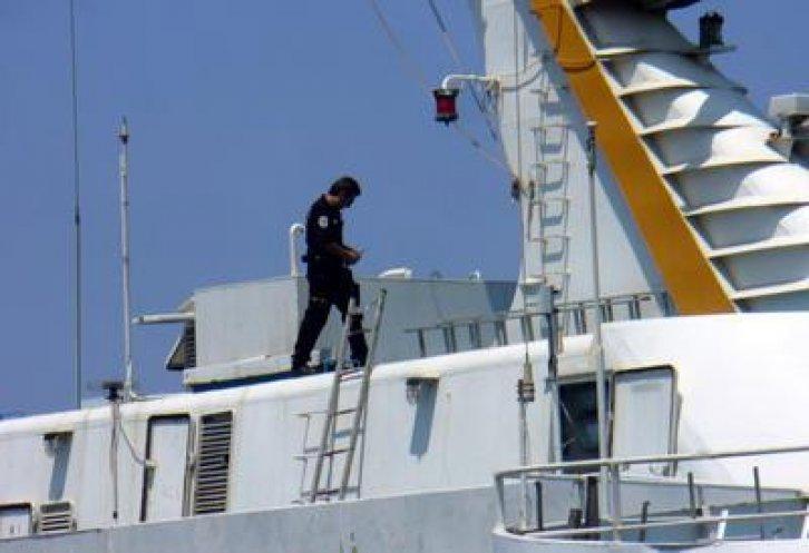 Türk ekipler Mavi Marmara'yı inceledi  - Resim 10