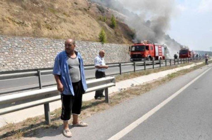 Sigara izmariti otoyolu kapattı - Resim 11