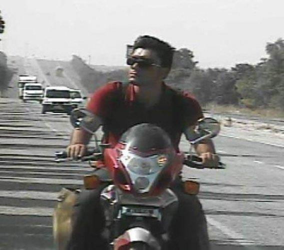 Polisi Şehit eden saldırgan kamerada - Resim 3