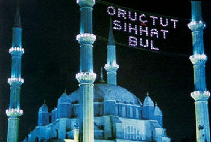 Orucu ne bozar ne bozmaz