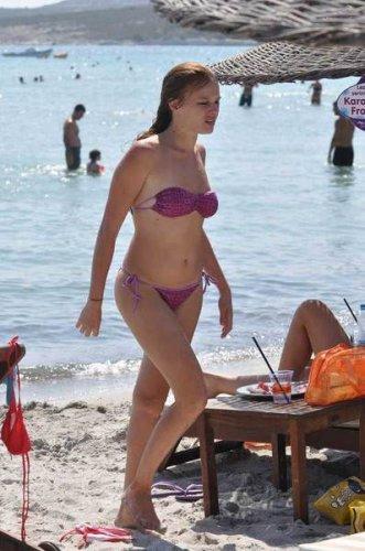 Naz Elmas çeşme'de  - Resim 7