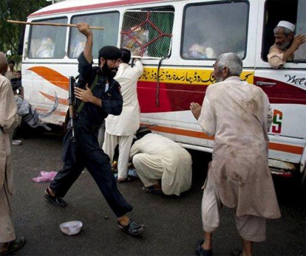 Pakistan yardıma muhtaç yardımlar çok az - Resim 1