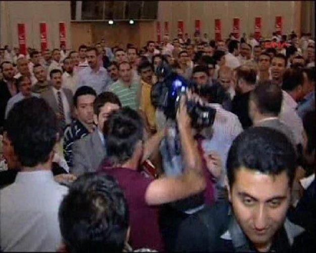 Saadet Partisi kongresinde olay  - Resim 14