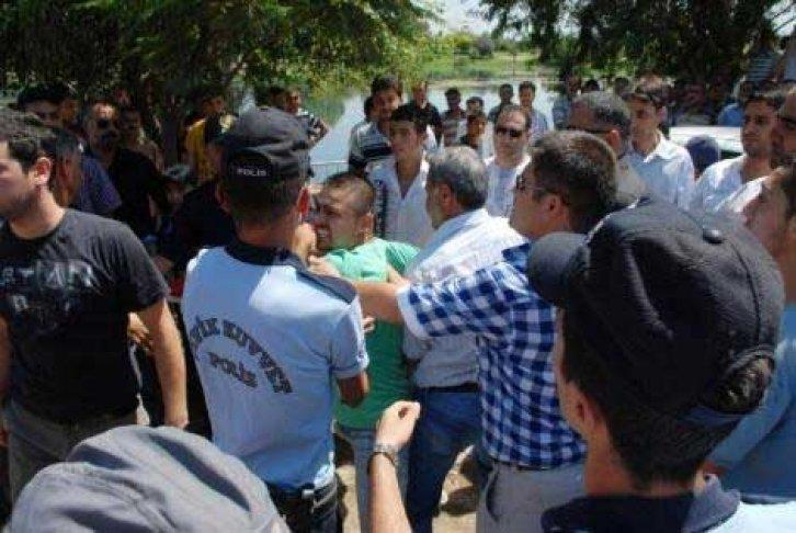 Şehit cenazesinde çelenk gerginliği - Resim 19