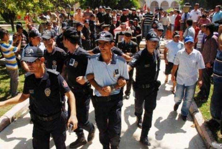Şehit cenazesinde çelenk gerginliği - Resim 21