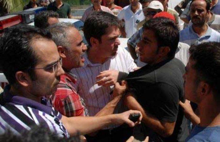 Şehit cenazesinde çelenk gerginliği - Resim 18