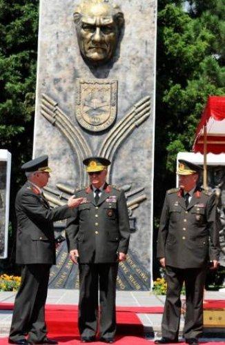 Org. Hasan Iğsız görevini devretti  - Resim 3