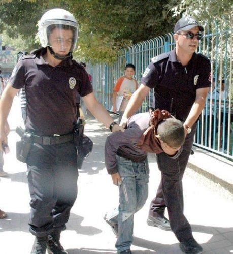 Kılıçdaroğlu Van’da hayal kırıklığı yaşadı  - Resim 27