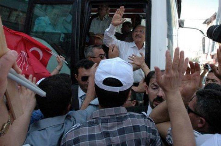 Kılıçdaroğlu Van’da hayal kırıklığı yaşadı  - Resim 9