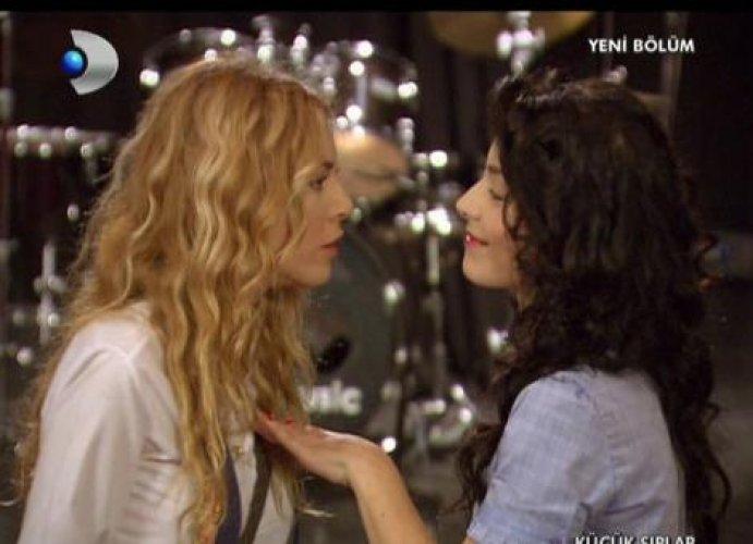 Reyting rekortmeni dizi Küçük Sırlar