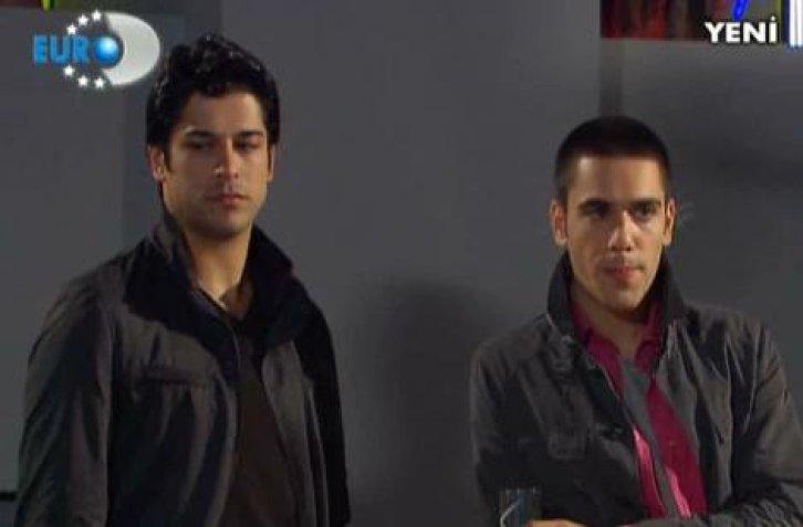 Reyting rekortmeni dizi Küçük Sırlar