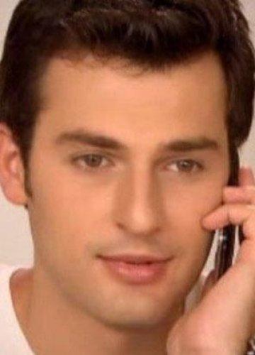 Reyting rekortmeni dizi Küçük Sırlar