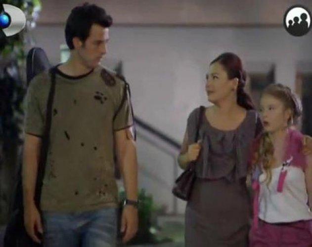 Reyting rekortmeni dizi Küçük Sırlar