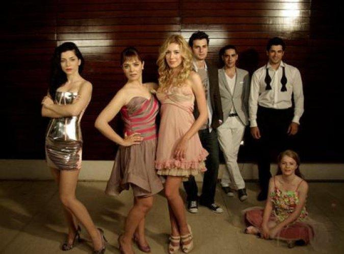 Reyting rekortmeni dizi Küçük Sırlar