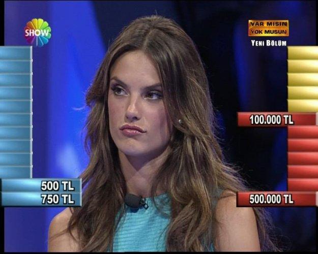 Alessandra var mısın yok musun - Resim 117