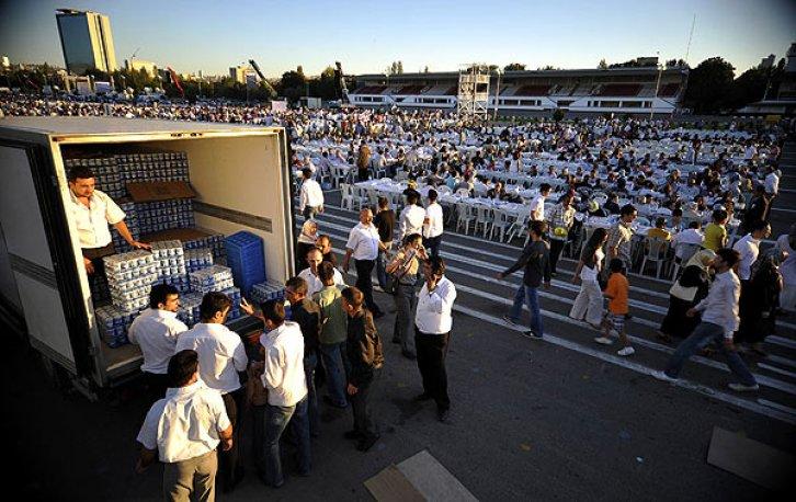 Başkentte 70 bin kişilik iftar rekoru   - Resim 7