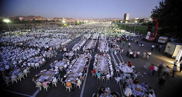 Başkentte 70 bin kişilik iftar rekoru   - Resim 3