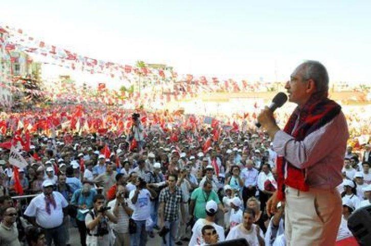 Kılıçdaroğlu'nun Mersin'de giydiği gömlek 