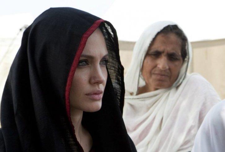 Angelina Jolie Pakistanda  - Resim 4